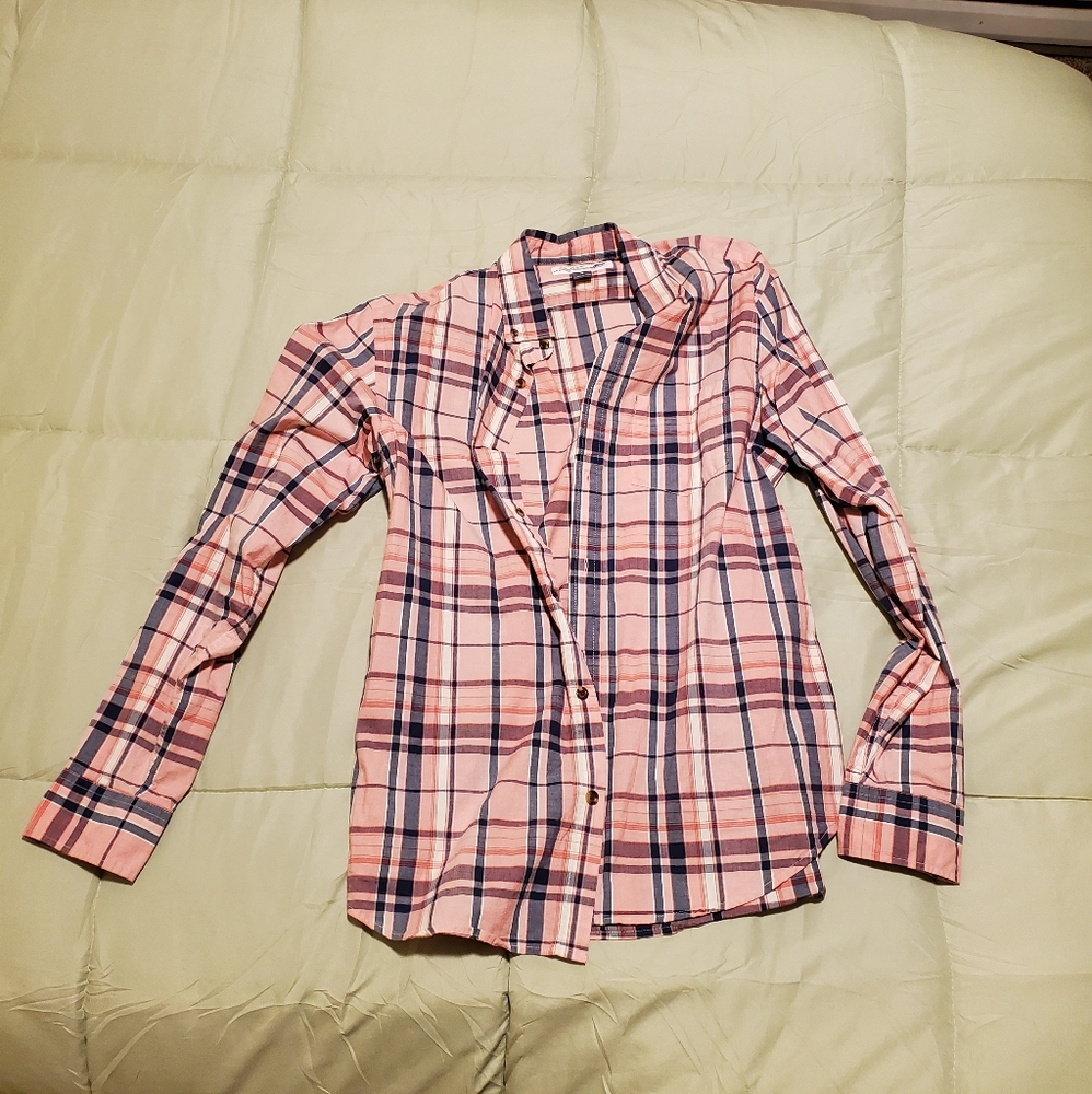 Mens Old Navy "The Classic" Pink Shirt